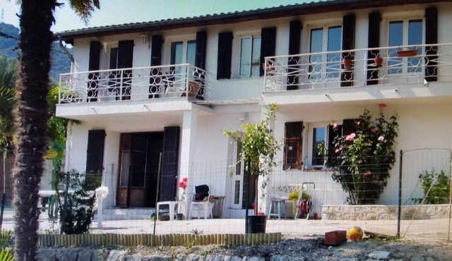 Villa with pool near Nice