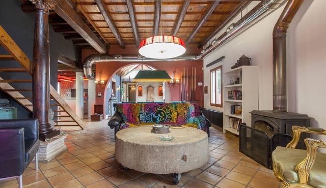 Villa with pool Sierra Calderona
