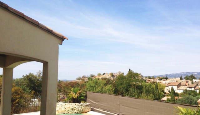 VILLA WITH POOL VIEW LUBERON