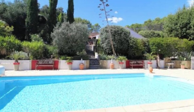 Villa with private pool - Families and friends