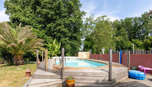 "Villa" with Private Pool & Wi-Fi