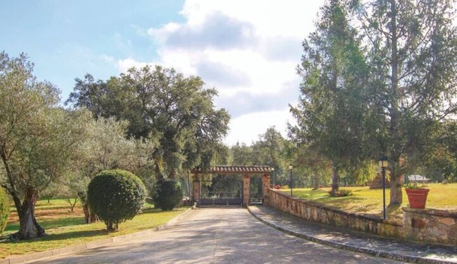 Villa with private pool and garden in Calonge