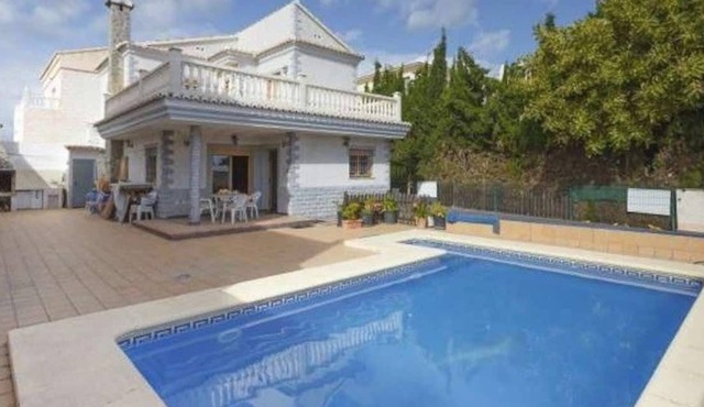 Villa with private pool in Gandía