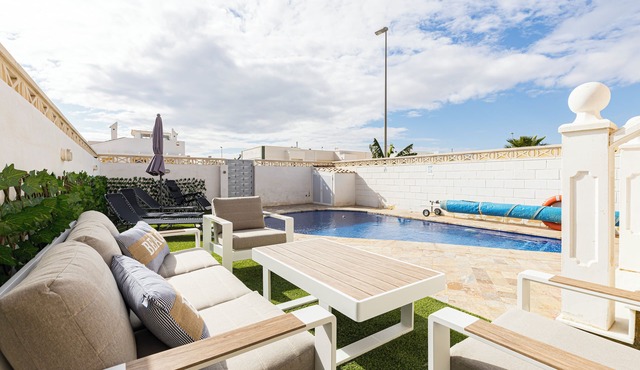 Villa with private pool