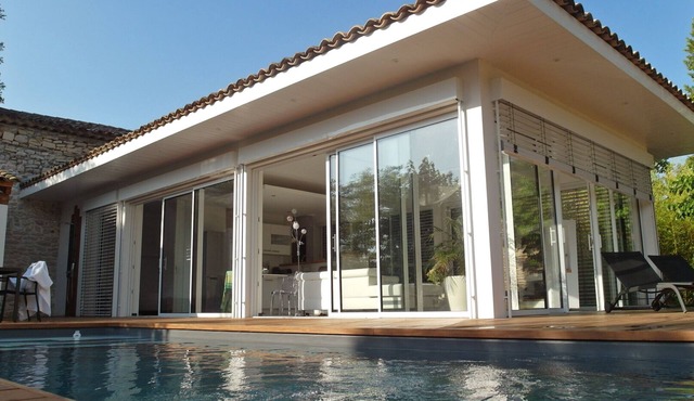 Villa with private pool and spa