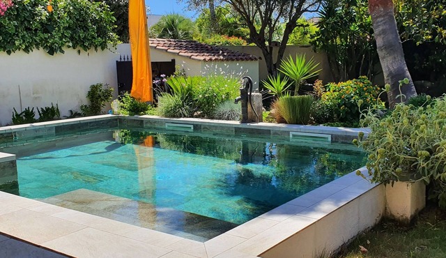 Villa with private pool Lattes center