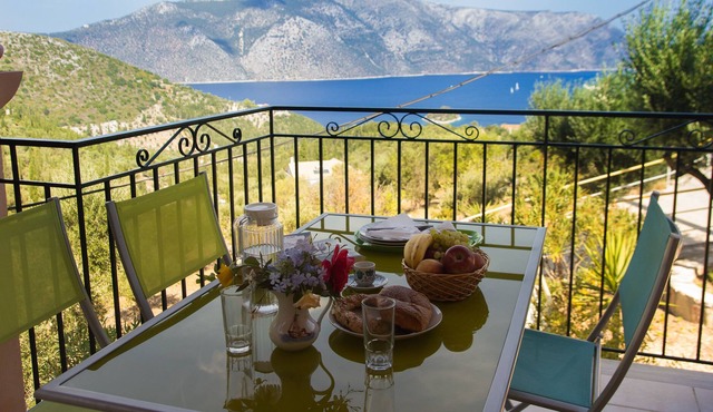 Villa with private pool in Ithaca