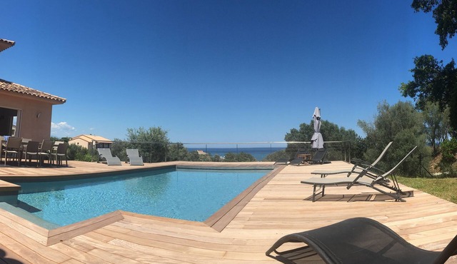 Villa with sea view, spacious, quiet, private heated pool renovated in 2025