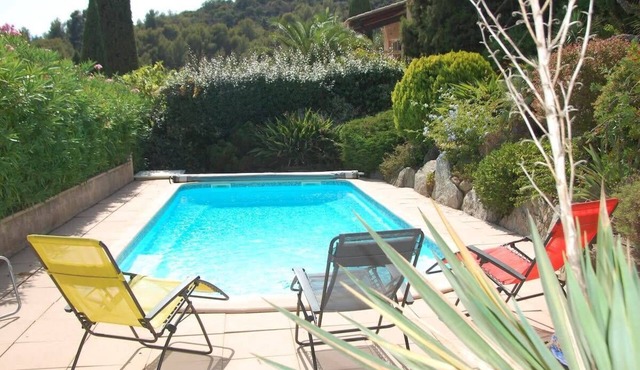 Villa with sea view and swimming pool in Cavalière - 1 km from the beach