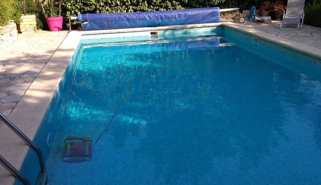 Villa with summer pool between sea (14 kms) and garrigue (500m) in Cournonterral.