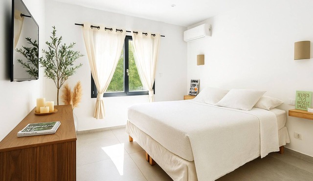 Villa with swimming pool - La Valette du