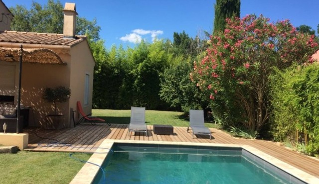 Villa with swimming pool in PONT SAINT ESPRIT near the Gorges de l'Ardeche
