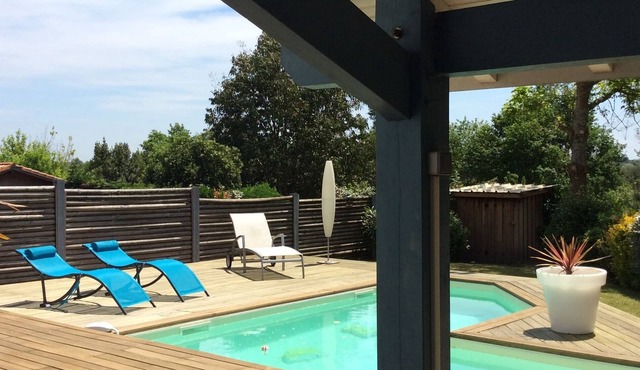 Villa with swimming pool in the center of SOORTS-HOSSEGOR