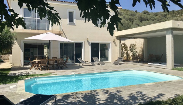 VILLA WITH SWIMMING POOL ST FLORENT