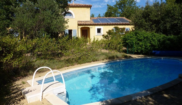 Villa with swimming pool, quiet and nature, ideal for families - pets welcome
