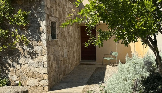 Villa with swimming pool, near Lozari beach – Corsica