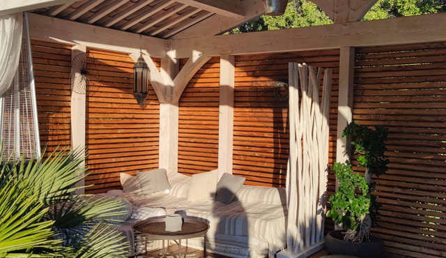 Villa with swimming pool and SPA in Provence just 35 minutes from the beaches