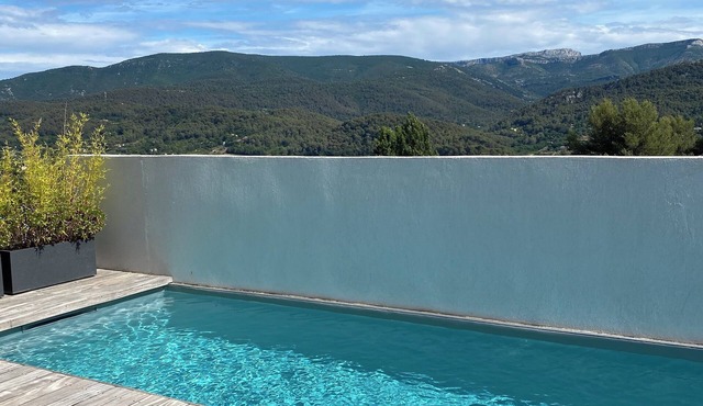 🌿 Villa with swimming pool and panoramic view Auriol Near Cassis, Marseille and Aix