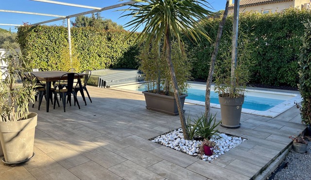 Villa with swimming pool for a wonderful vacation.