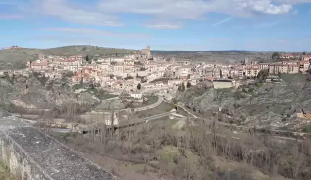 Villa Yolita (Without Deposit), Sepúlveda