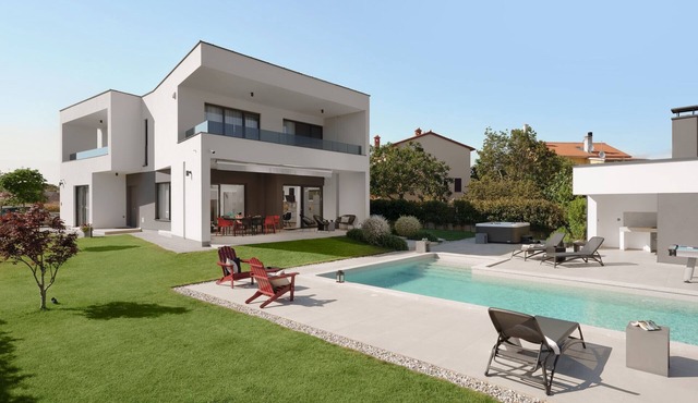 Villa Zen near Medulin for 8 people with wellness & sea view - only 1 km from beach