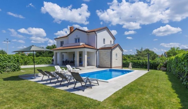 Villa Zirdum by Interhome