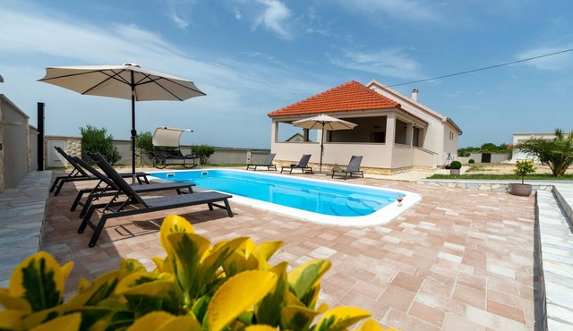 Villa Zrilić ZadarVillas