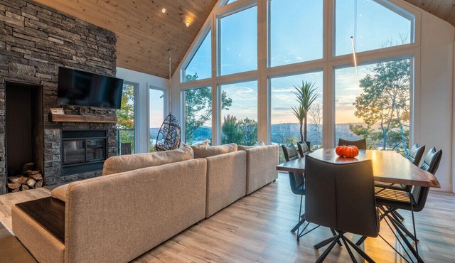 VillaBaraka | Majesta | Hot Tub | Pool Table