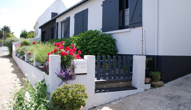 Village center: the +: holiday 'while on foot', forget your car, wifi