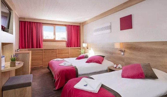 Village Club MMV Le Panorama* - Room for 3 people with balcony