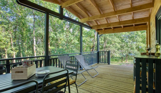 Village de gîtes La Truffière: Chalets in the heart of nature with heated swimming pool