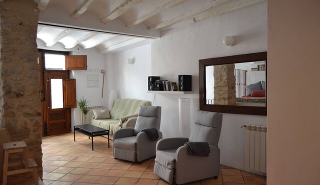 Village house in the interior of the Marina Alta