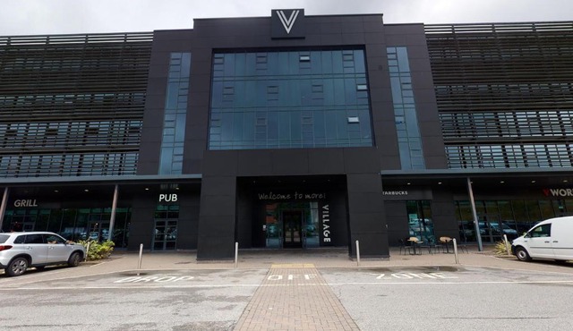 Village Hotel Leeds South