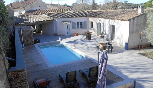 Village house with swimming pool near Montpellier.