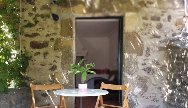 Village house 15min walk from Salagou