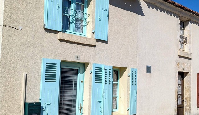 Village house classified as a "petite cité de caractère