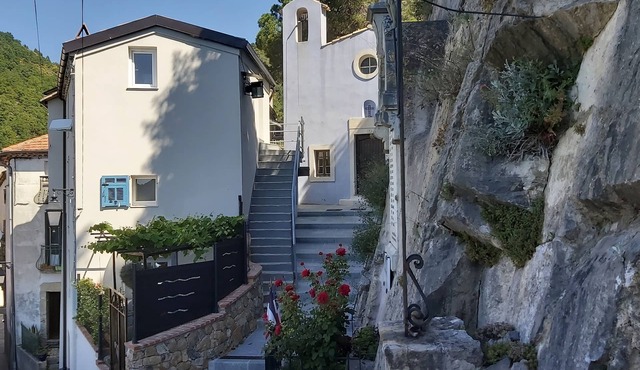 Village house for 4 to 6 people on 2 floors