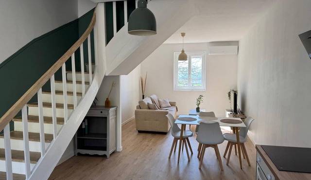 Village house in the countryside, T3 duplex with master suite.