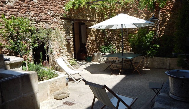 Village house in Drôme Provençale restored in 2018