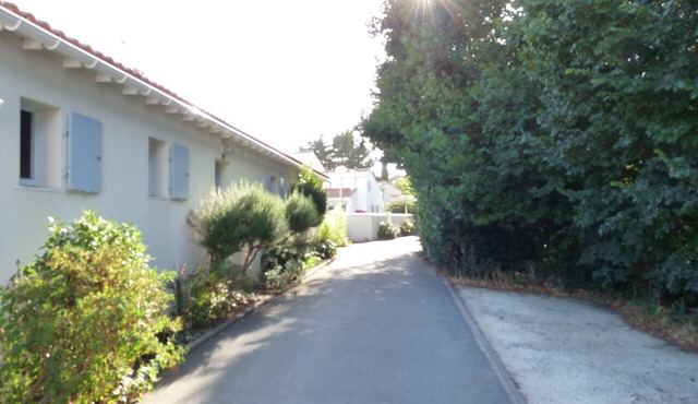 Village house in La Flotte