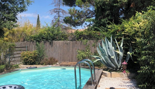 Village house in the Luberon with private pool