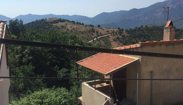 Village house in the Olmu commune of Péri