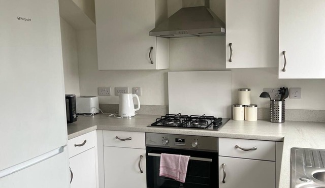 Village House St Mellons - Close to A48 and M4n