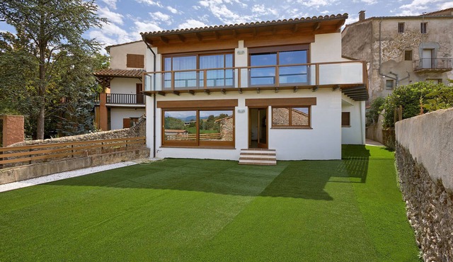 Village house with 4 bedrooms