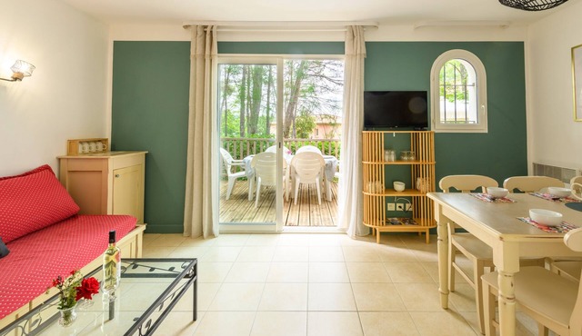 Village Le Rouret - maison avec piscines partagées