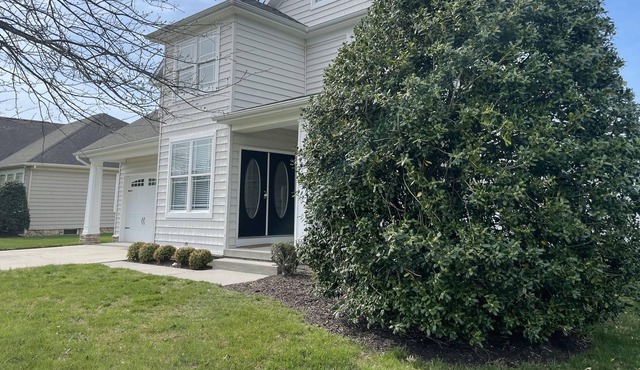 Village of Five Points, East of Rt 1! Pickle ball, Pool, tennis and steps to the Georgetown-Lewes bike/walking trail!