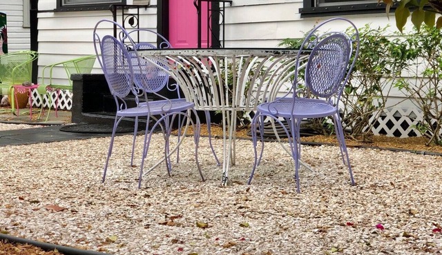 Village of the Arts Cottage near Beaches