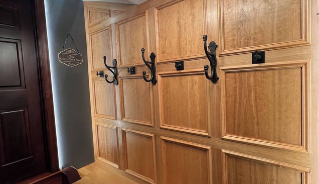 VILLAGE OF WILLIAMSVILLE LUXURY QUARTERS