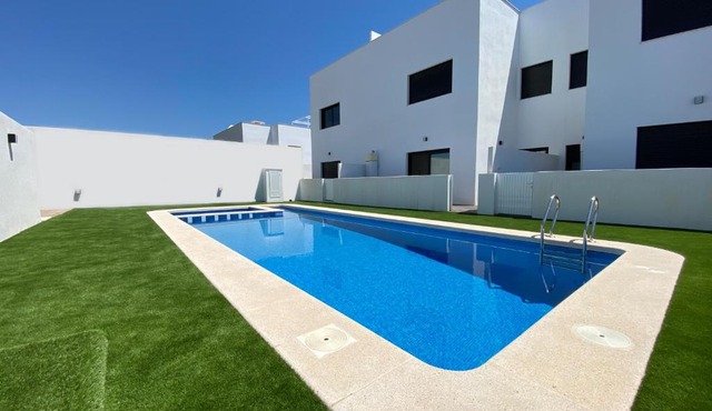 Villamar 19 - Planta baja con 2 terrazas cerca de las salinas