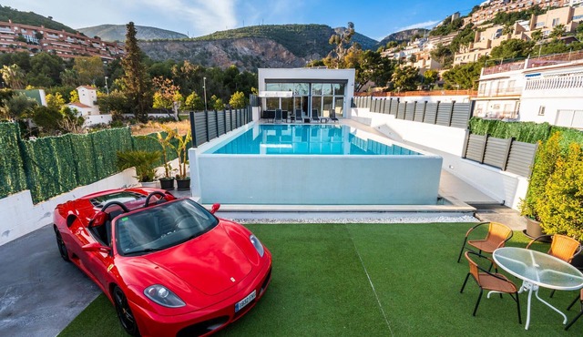 VILLAMARLY III WITH 2 SWIMMING POOLS 200 METERS FROM THE BEACH CASTELLDEFELS-SITGE